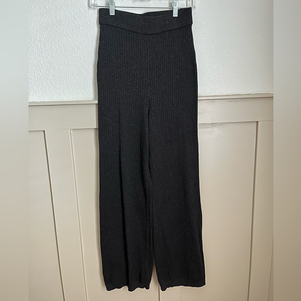 H&M Black Ribbed Pants